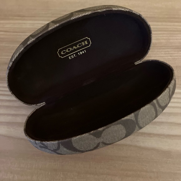 Coach Sunglass Hard Case - Picture 2 of 4